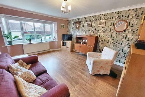3 bedroom semi-detached house for sale, Gloster Park, Amble, Northumberland, NE65 0HQ