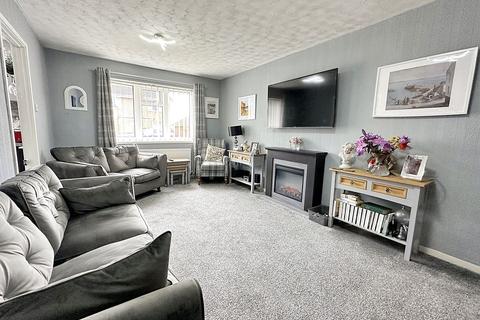 2 bedroom bungalow for sale, Welwyn Close, Newcastle, Wallsend, Tyne and Wear, NE28 8TE