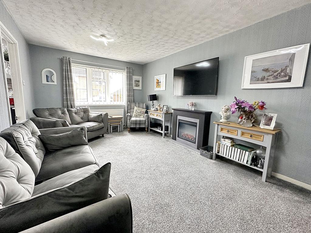 Welwyn Close, Newcastle, Wallsend... 2 bed bungalow for sale £175,000