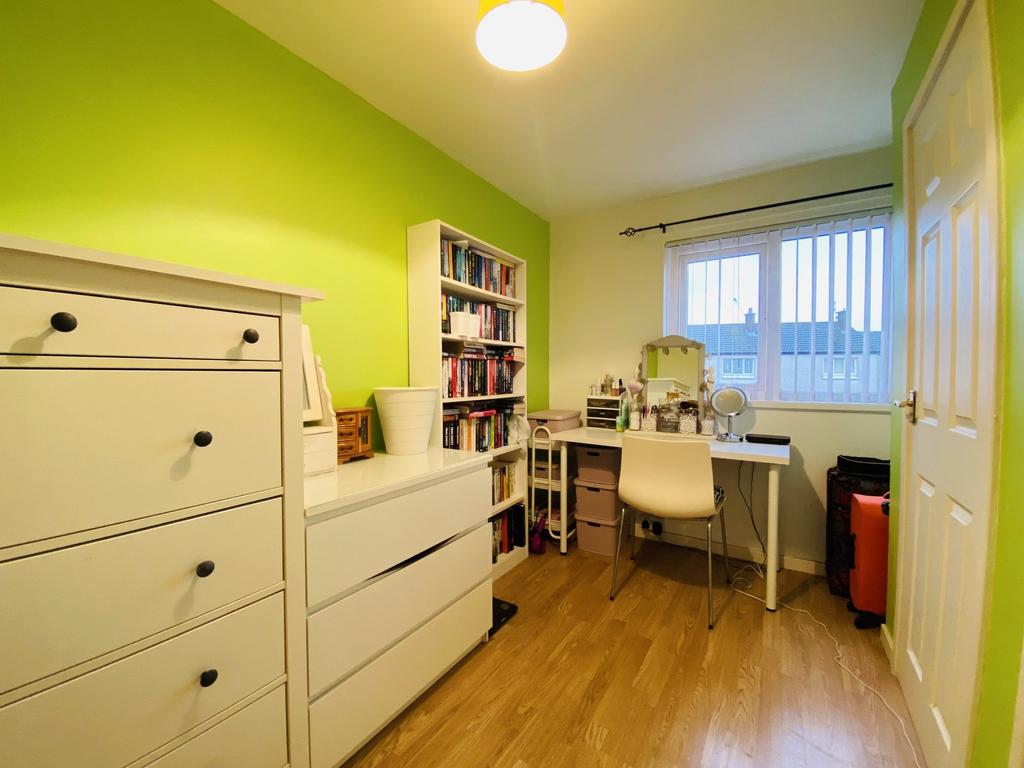 10 Mannering Avenue, Dumfries, DG2 0 NG - Braidwood