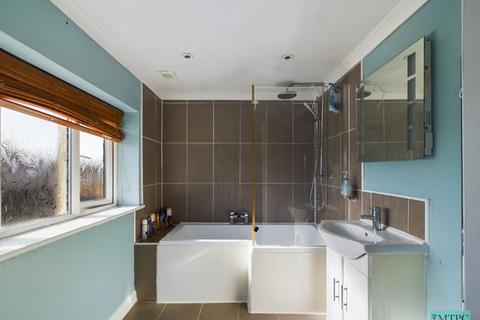 undefined, Crombie Avenue, York