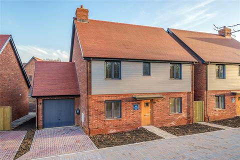 4 bedroom detached house for sale, Brookwood Road, Petersfield, Hampshire, GU31