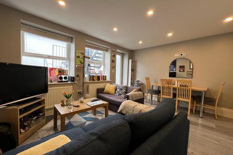 3 bedroom maisonette to rent, Nunhead Green, Peckham, SE15