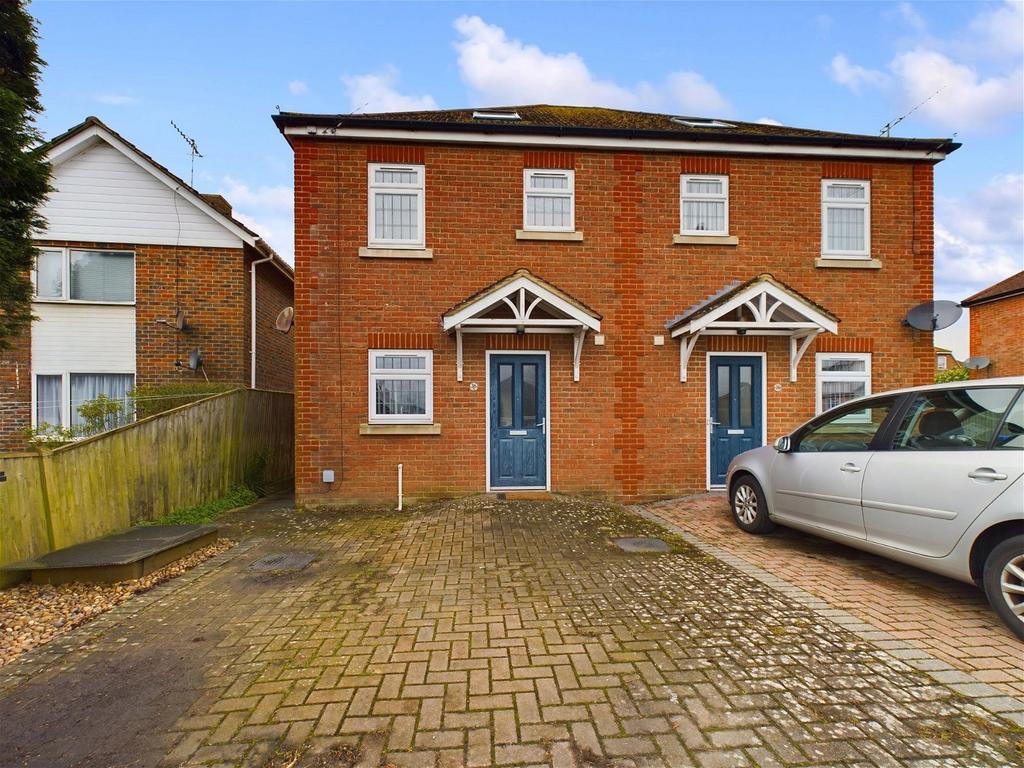 West Lane, Lancing, BN15 9RS 3 bed semidetached house for sale £340,000