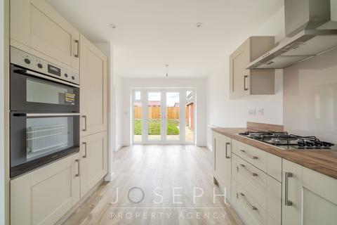 3 bedroom detached house for sale, Old Norwich Road, Ipswich, IP1