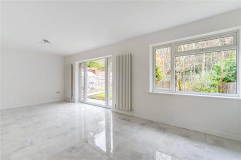 11 Ramsay Road, Windlesham, GU20 6HS