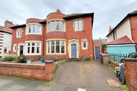5 bedroom semi-detached house for sale, Queens Road, Whitley Bay, NE26