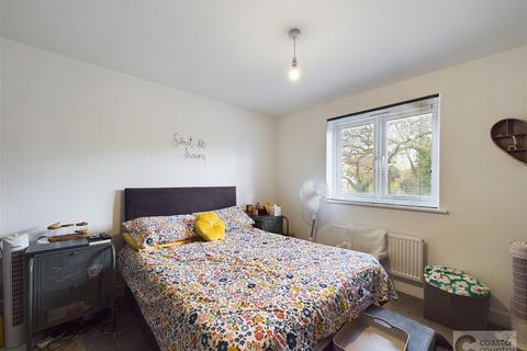 2 bedroom flat for sale, Betony Drive, Newton Abbot