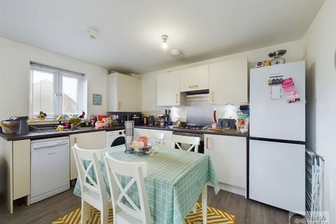 2 bedroom flat for sale, Betony Drive, Newton Abbot