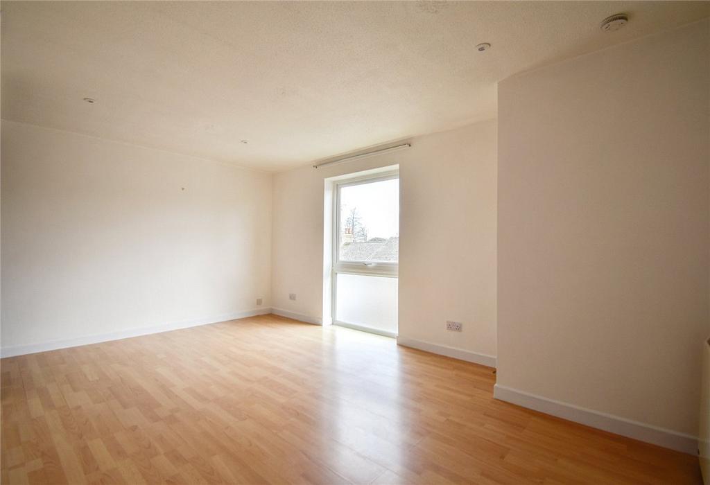 Apartment in Cambridge - View 5