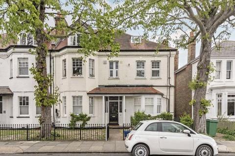 2 bedroom apartment for sale, Popes Grove, Twickenham, TW1