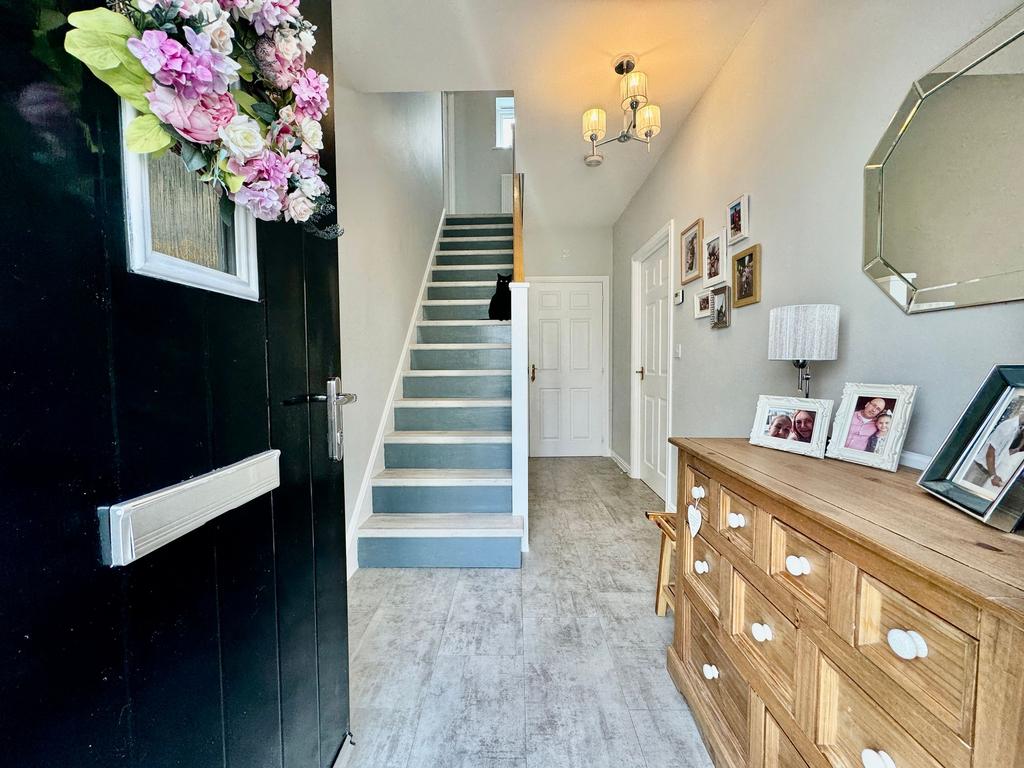 St. Fagans, Cardiff CF5 3 bed detached house for sale £425,000