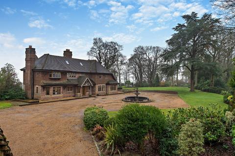 7 bedroom detached house to rent, Penshurst Road, Bidborough, Tunbridge Wells, Kent