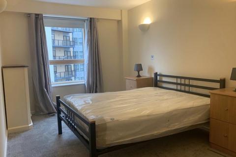 2 bedroom flat to rent - Riverside Way, Leeds, West Yorkshire, UK, LS1
