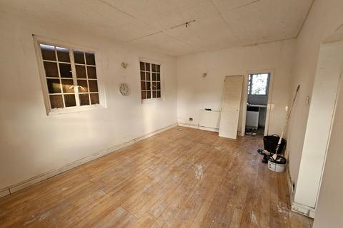 29 The Hill, Northfleet, Gravesend, DA11 9EX