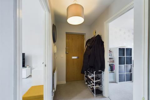 97 Sandpiper Close, Greenhithe, DA9 9RY