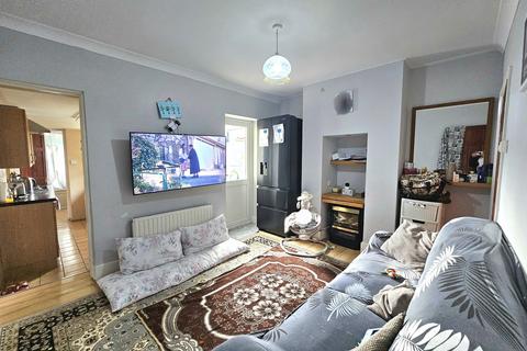 3 bedroom house for sale, Seymour Road, Gravesend DA11