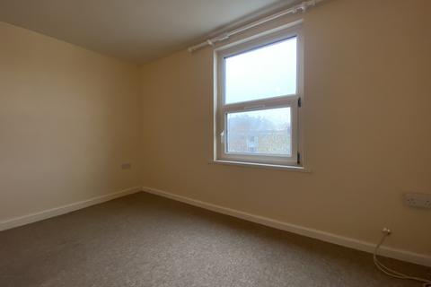 1 bedroom flat to rent, Latimer Road, Eastbourne BN22