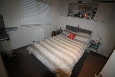 2 bedroom static caravan for sale, Flag Hill, Colchester CO7