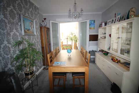 3 bedroom semi-detached house for sale, Clacton-on-Sea CO15