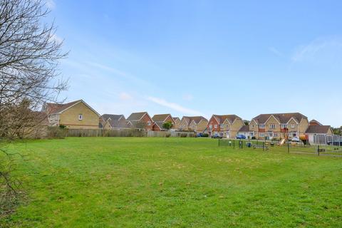 3 bedroom semi-detached house for sale, Oakham Drive, Romney Marsh TN29