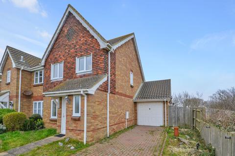 3 bedroom semi-detached house for sale, Oakham Drive, Romney Marsh TN29