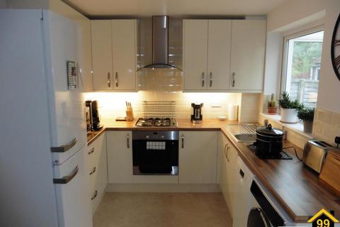 2 bedroom semi-detached house for sale, Lakeside, Brierley Hill, West Midlands, DY5