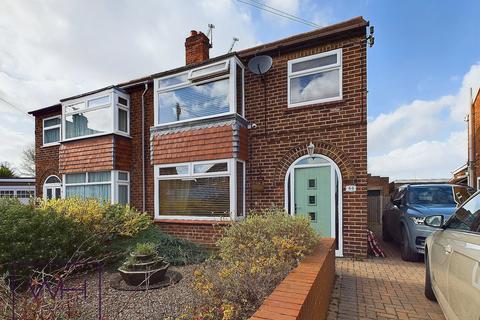 3 bedroom semi-detached house for sale - Warmsworth, Doncaster DN4