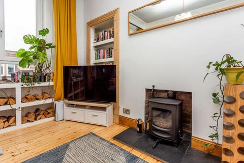 2 bedroom flat for sale - 13/8 Henderson Street, Edinburgh EH6 6BT