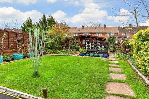 28 Horsley Cross, Basildon, SS14 2EN