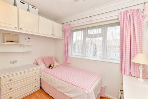 28 Horsley Cross, Basildon, SS14 2EN