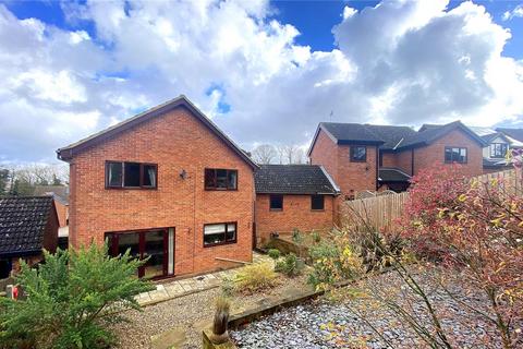 13 Grantham Crescent, Ipswich, IP2 9PD