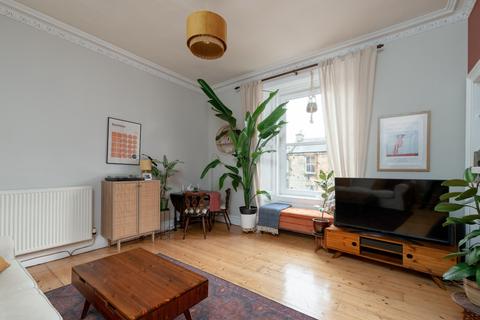 2 bedroom flat for sale - 39/5 Spey Terrace, Leith, Edinburgh, EH7 4PU