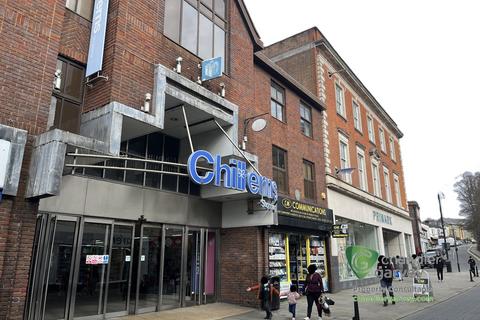 Retail property (high street) to rent, High Wycombe HP13