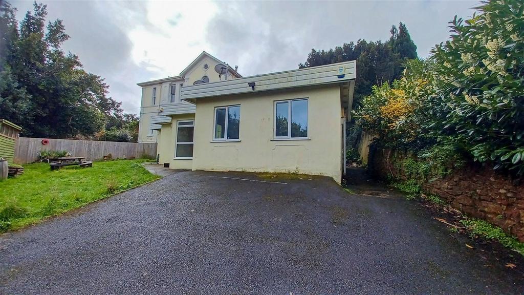 Chelston Road, Torquay, TQ2 6PU 1 bed flat for sale £100,000