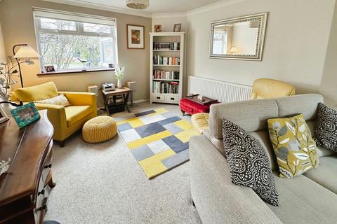 24 Elmstead Close, Corringham, Stanford-le-hope, SS17 9EL
