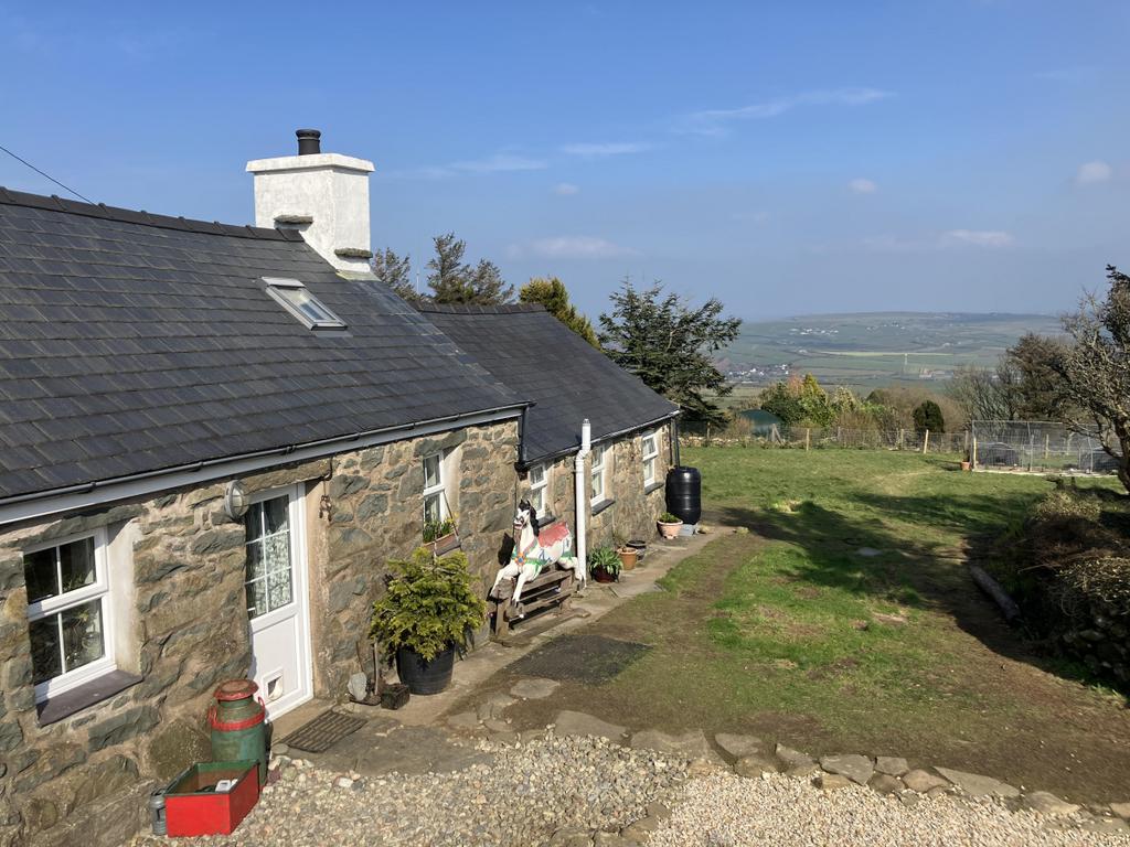 Cottage with 2 Acres