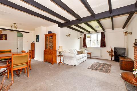 Lilac Cottage Berwick Lane, Lympne, Hythe, CT21 4JX