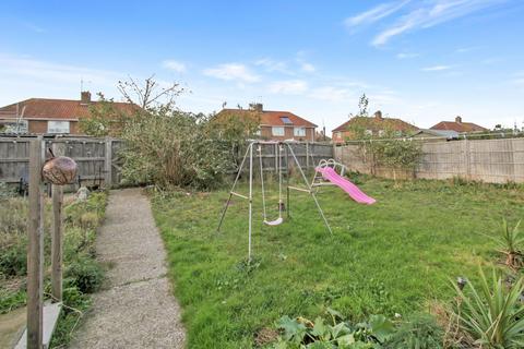 3 bedroom detached bungalow for sale, Mill Road, Romney Marsh TN29