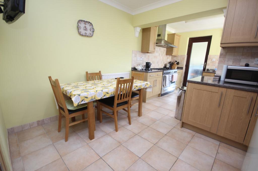 Highfield Close, Corfe Mullen... 4 bed bungalow for sale £500,000