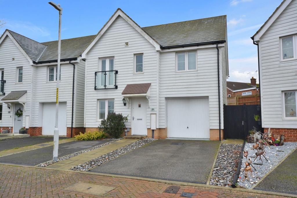 Greystones, Ashford TN24 4 bed detached house for sale £425,000
