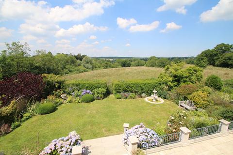 4 bedroom detached house for sale, Westwell Court, Tenterden TN30