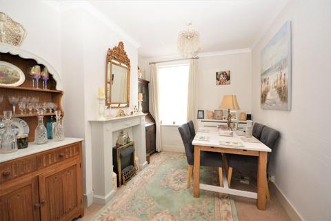 56 Garden Road, Folkestone, CT19 5RA