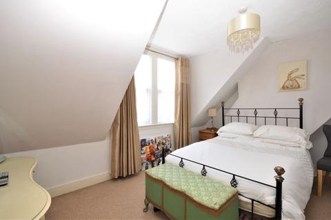 56 Garden Road, Folkestone, CT19 5RA
