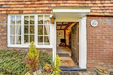 3 bedroom semi-detached house for sale, High Street, Tenterden TN30