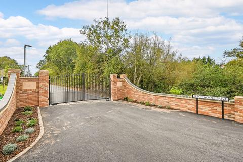 5 bedroom detached house for sale, Beechwood Drive, Ashford Road, Tenterden TN30