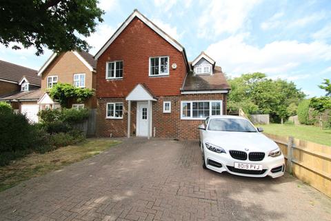 4 bedroom detached house for sale, Oak Lane, Ashford TN27