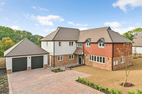 5 bedroom detached house for sale, Beechwood Drive, Ashford Road, Tenterden TN30