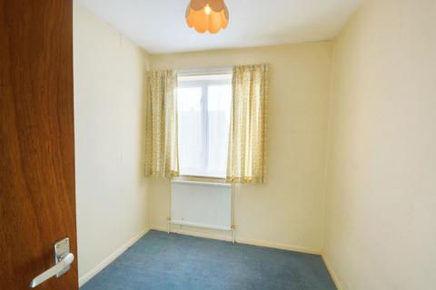 19 Chichester Close, Ashford, TN23 4QB