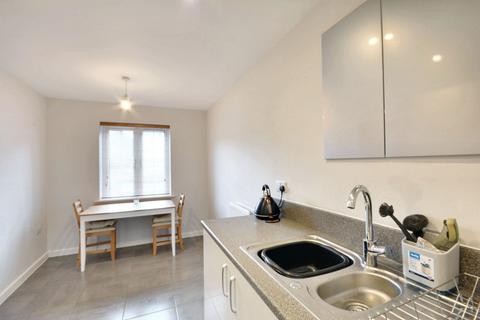 13 Nuthatch Drive, Finberry, Ashford, TN25 7AA